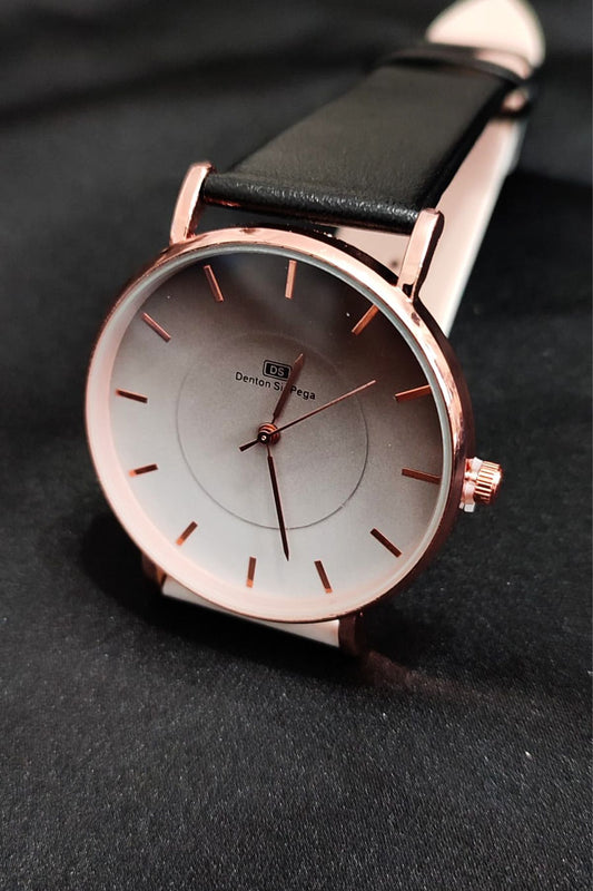 Pembe ve Siyah Renk Zarif Kol Saati