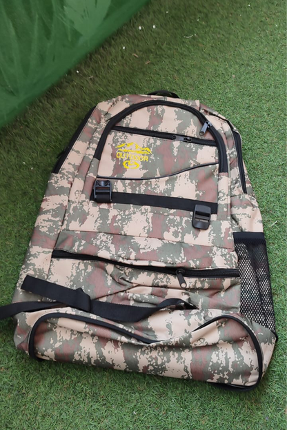 Outdoor Askeri Kamuflaj Sırt Çantası - Su Geçirmez, Çok Gözlü, Kamp ve Doğa Yürüyüşü İçin