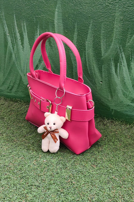 Peluş Ayı Charmlı Kadın Omuz Çantası – Pembe Renk & Peluş Ayıcık Detaylı Kadın Çanta