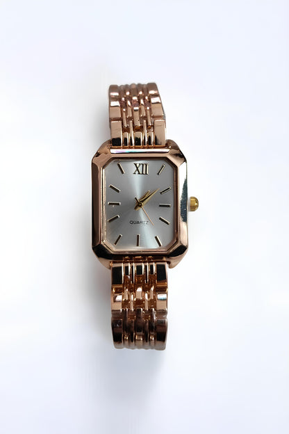 Rose Renkli Kadın Saat ve Takı Seti – Şık Bileklik, Saat & Küpe Kombini