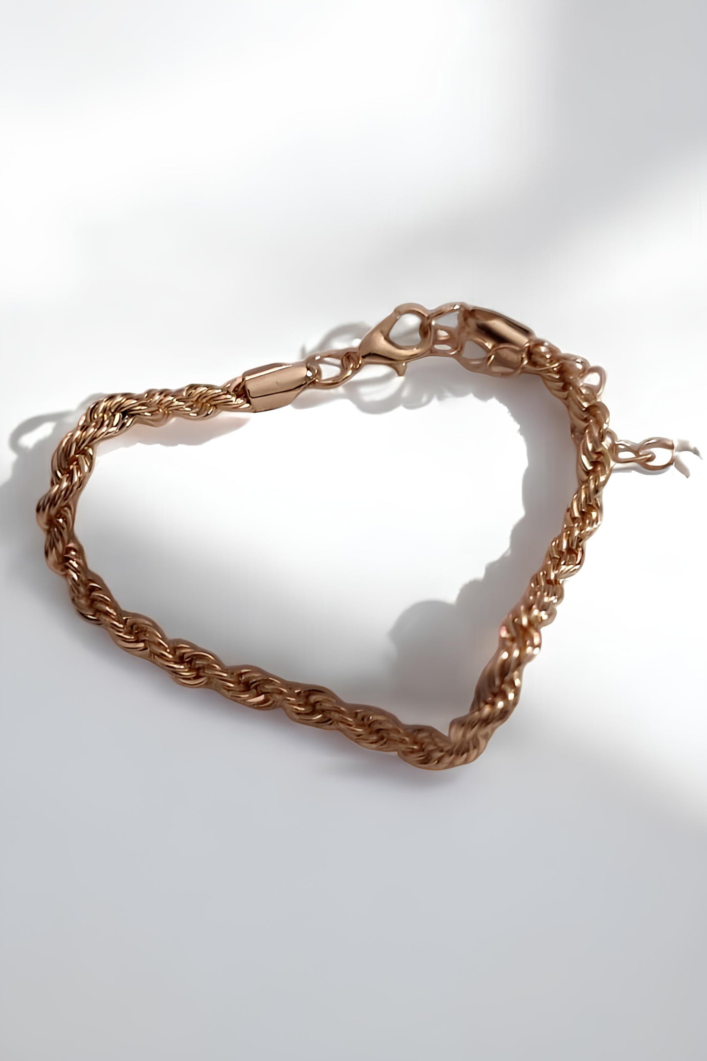 Pembe Renk Kadın Saat ve Takı Seti – Şık Kolye, Bileklik ve Bilezik Kombini